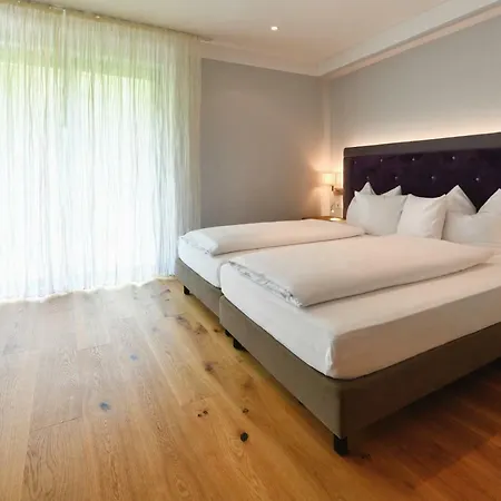 Hotel Rebenhof 4*